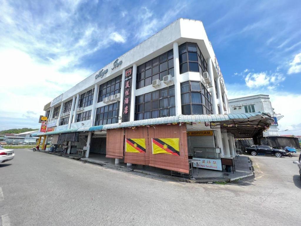 Mega Inn Sri Aman Simanggang Экстерьер фото